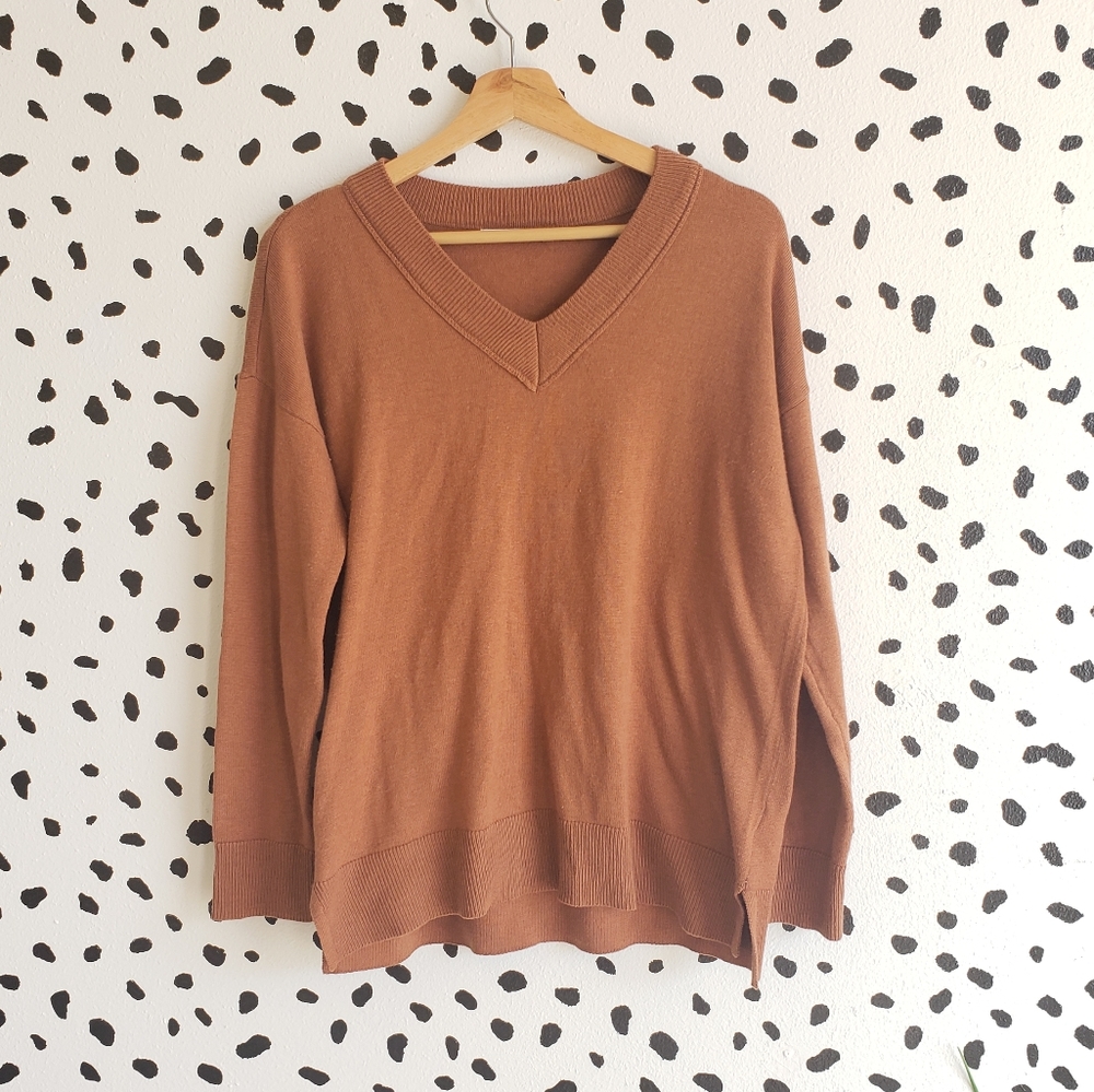 Rust/Brown Lightweight V neck Sweater